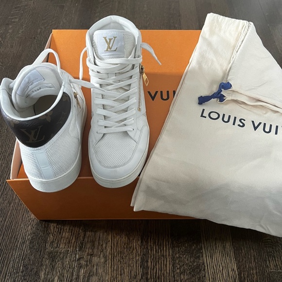 LOUIS VUITTON RIVOLI SNEAKER BOOTS - Picture 1 of 13